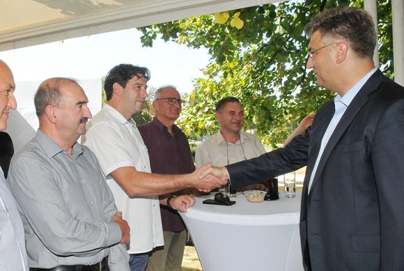 Predsjednik hrvatske Vlade Andrej Plenković posjetio  Špancirfest